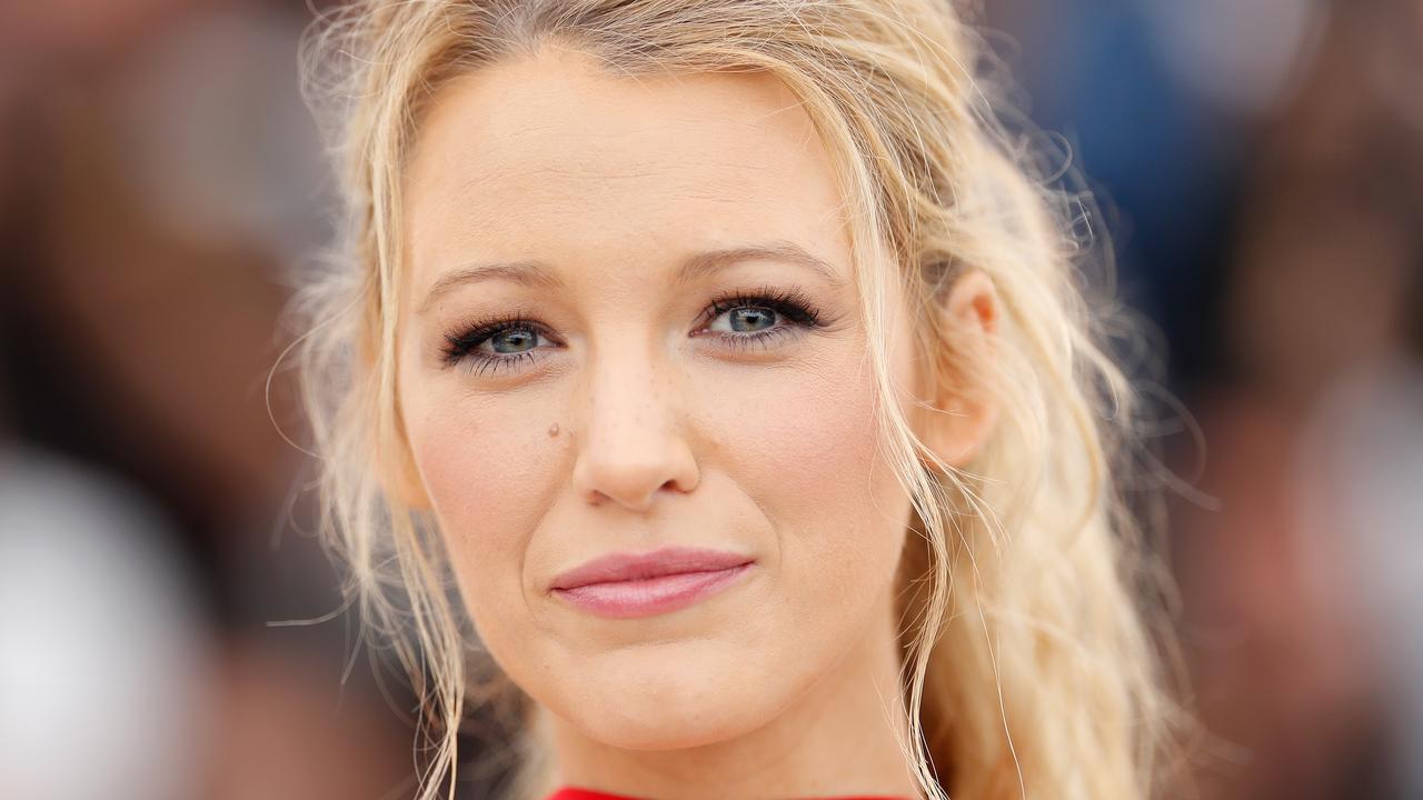 Blake Lively Is Unrecognisable In Selfie Promoting Her New Movie The Rhythm Section Daily