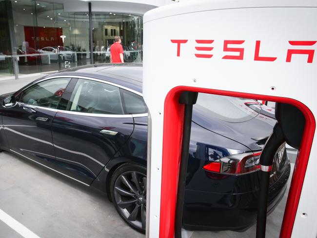 Tesla: Are electric cars ready to replace petrol? | news.com.au ...