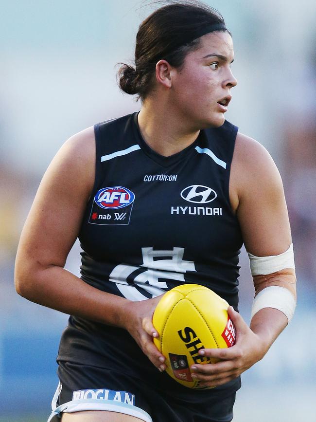 Madison Prespakis in action for Carlton in the AFL Women’s.