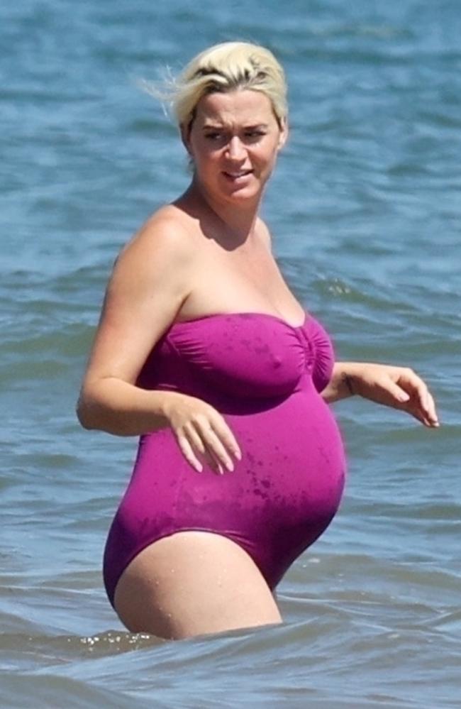 Katie Perry before being pregnant