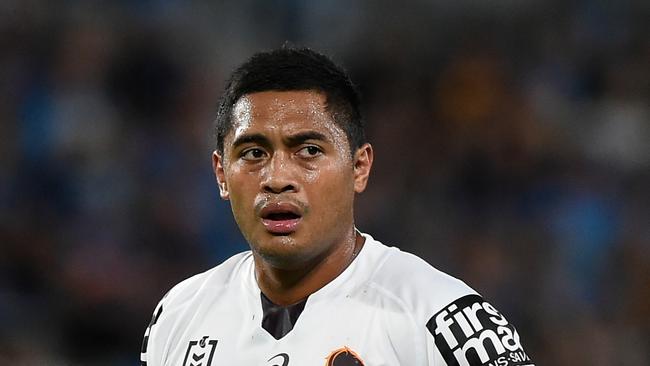 GOLD COAST, AUSTRALIA – MARCH 19: Anthony Milford of the Broncos looks dejected during the round two NRL match between the Gold Coast Titans and the Brisbane Broncos at Cbus Super Stadium on March 19, 2021, in Gold Coast, Australia. (Photo by Matt Roberts/Getty Images)