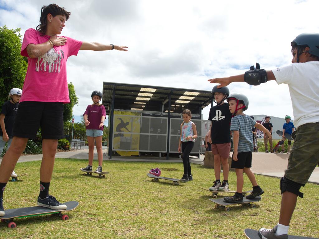 Learn to Skate with instructor and Ladies competitor, Tora Waldren, attracted many people who had never skated before and finished up doing moves and tricks. Rumble on the Reef Sugar Bowl Champs 2021. Picture: Marty Strecker