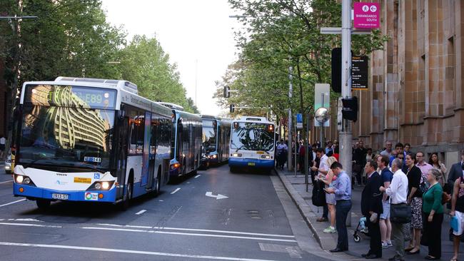 Sydneysiders are growing frustrated with lengthy commuting times.