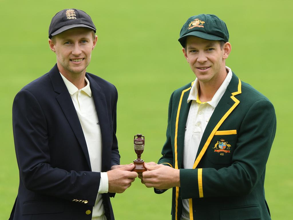 England captain Joe Root (l) and Australia captain Tim Paine pictured holding the Ashes urn. Picture: Stu Forster/Getty Images