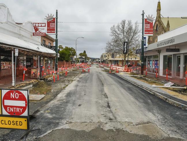 King William RoadRoad works in progress.Wednesday 17th July. 2019. Pic AAP / Roy VanDerVegt