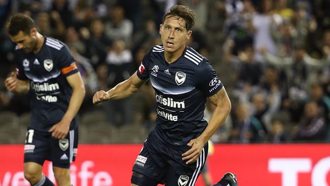 Socceroo Mark Milligan is off-contract for Melbourne Victory next year