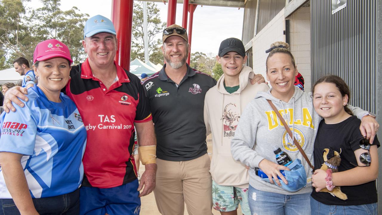 ( From left ) Jo O'Neil, Trev O'Neil, Glen Ayoub, Isaac Ayoub, Tracey Ayoub and Ivy Ayoub. Brett Forte Super 10s Memorial Rugby Challenge. QPS vs The Army. Saturday, August 14, 2021. Picture: Nev Madsen.