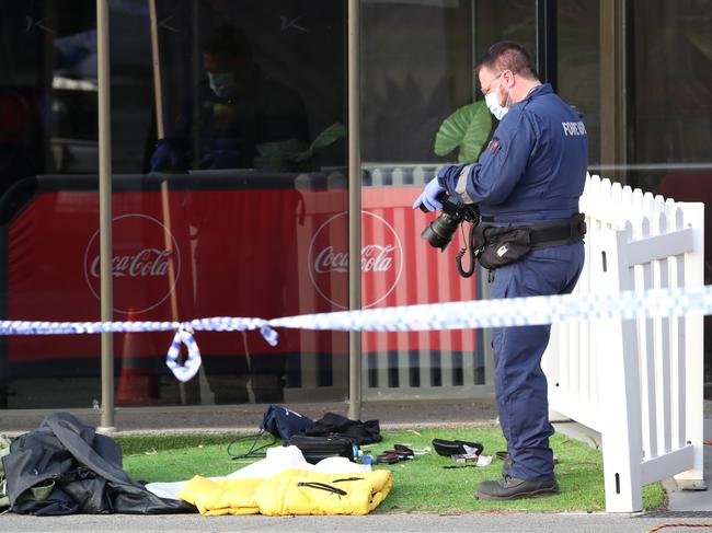 Police at the Kealba Hotel. Picture: David Crosling