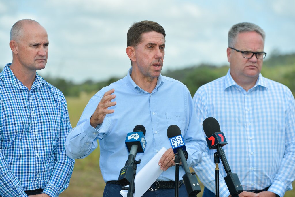 Member for Gladstone Glenn Butcher, Minister for State Development, Manufacturing, Infrastructure and Planning Cameron Dick and Acciona managing director Brett Wickham. Picture: Mike Richards GLA130418SOLA