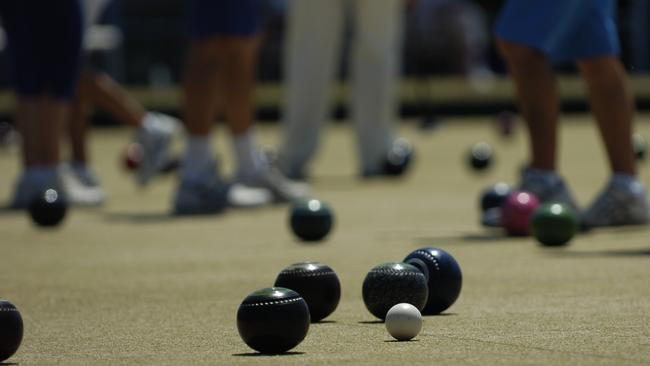 Carnival day at the Alumina Bowls Club (Bell Street, Gladstone) Members from various bowls clubs including Rockhampton, Mt Larcom, Yepoon and Gladstone participated in the Mix 4's competition. Photo Chris Chan/The Observer