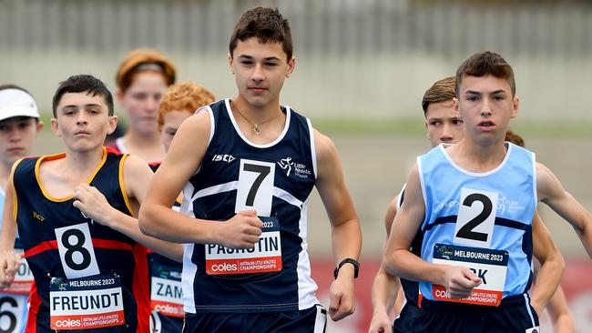 Boys U14 1500m Walk.