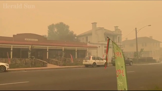 Orbost shrouded in bushfire smoke | The Courier Mail