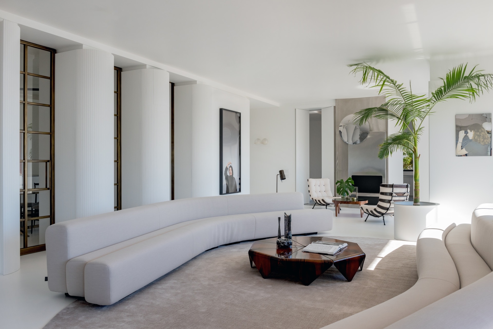 Inside A 1950s Villa In Naples That Embraces Timeless Contemporary