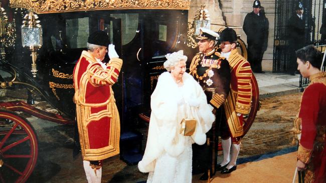 The Queen with the bicentennial coach.