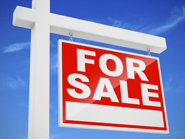 For Sale Sign winter june 22 THINKSTOCK