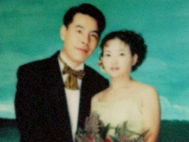 A wedding picture of Min Lin and Yun Li (Lilly) Lin.