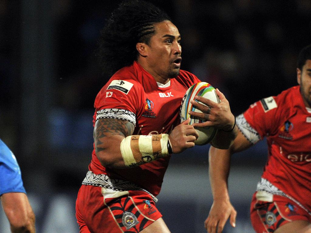 Fuifui Moimoi in action for Tonga.