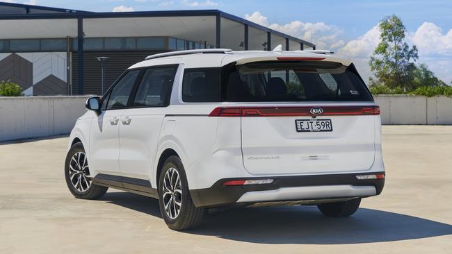 New styling is the hallmark of the 2021 Kia Carnival.