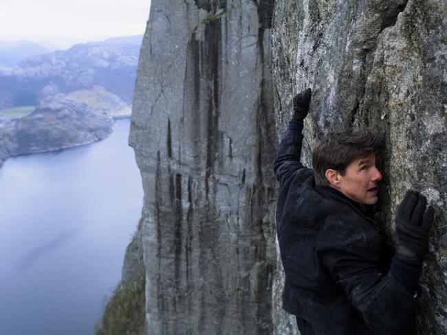 Tom Cruise as Ethan Hunt in MISSION: IMPOSSIBLE - FALLOUT