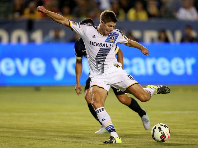 LA Galaxy’s Steven Gerrard takes a shot.