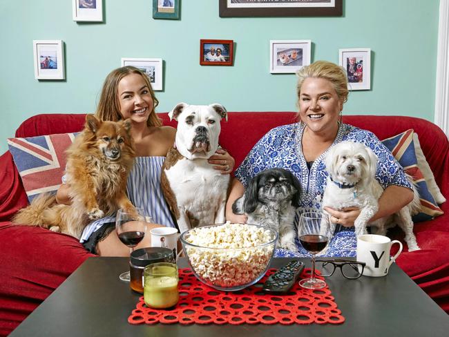 TV-watching women Angie Kent and Yvie Jones. Picture: Channel 10
