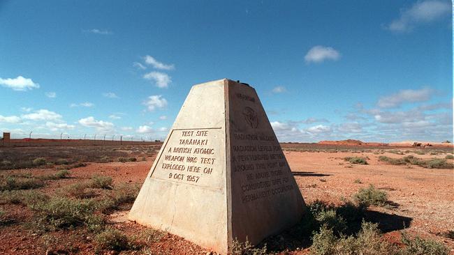  Monument at ground zero, Taranaki Nuclear test site, town of Maralinga, SA.