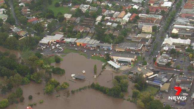 The Nepean River at Menangle Bridge may reach around 17 metres this afternoon - higher than the March 2022 and April 1988 flood peaks. Further rises are possible says the Bureau of Meteorology. Picture: 7 NEWS