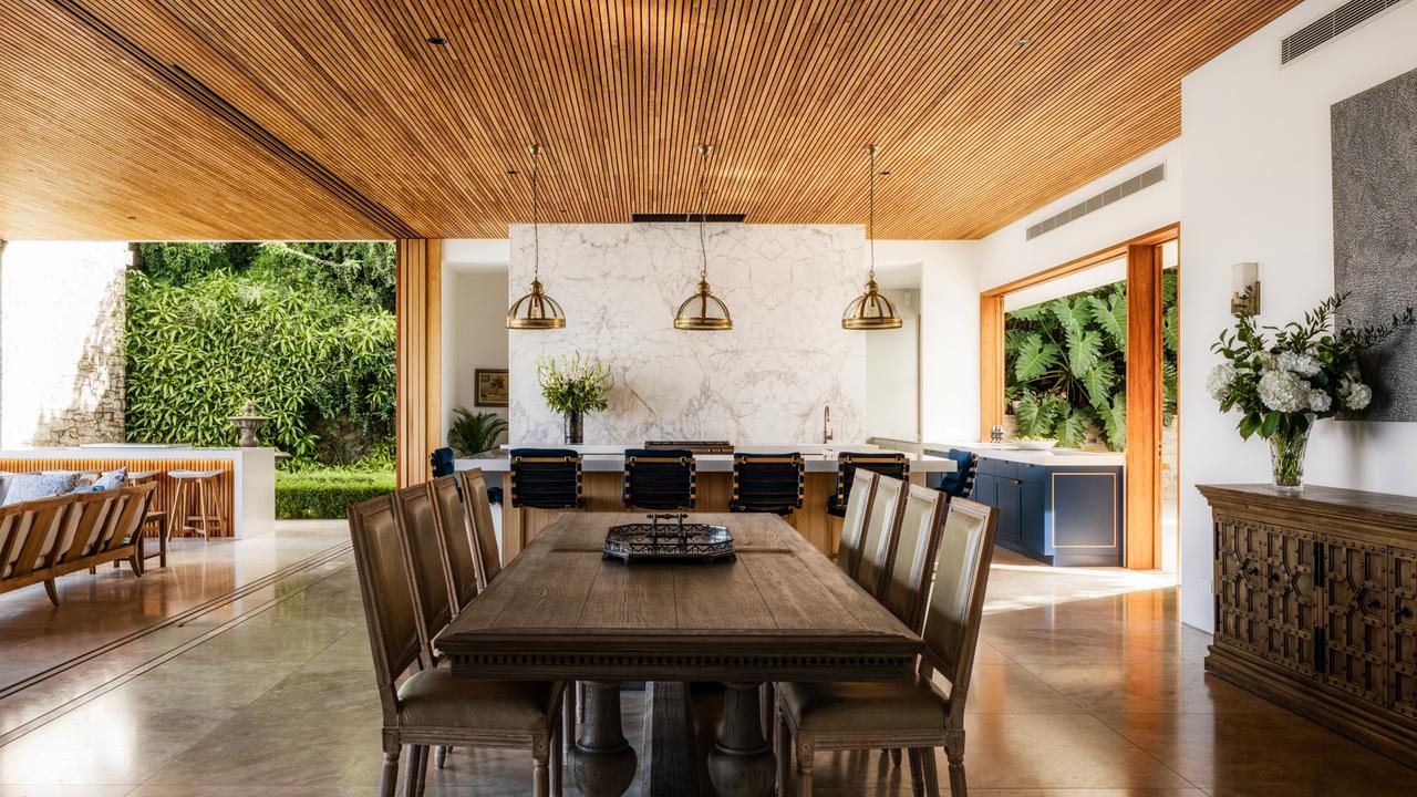 The open plan living and dining area at 46 Gordon St, Hawthorne.