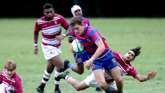 Josh Billing from Marish Ashgrove playing last season. (Image AAP/Steve Pohlner)