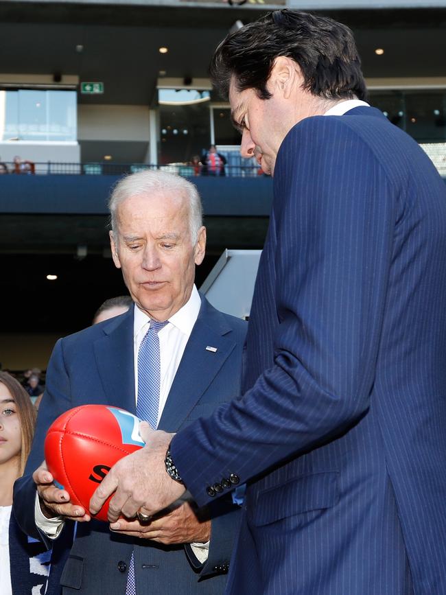 Gillon McLachlan explaining the Sherrin. (Photo by Michael Willson/AFL Media/Getty Images)