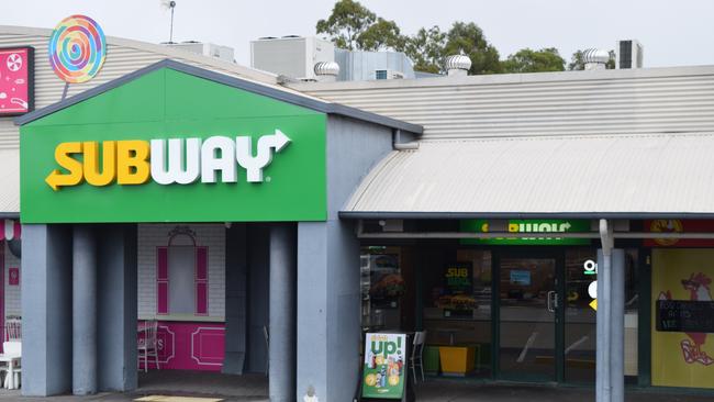 Teen charged over Subway, taxi armed robberies