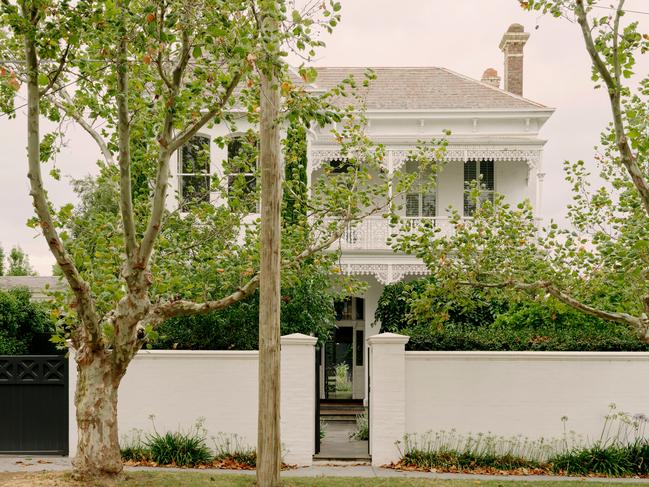 Armadale House by Neeson Murcutt Neille. For Herald Sun Real Estate