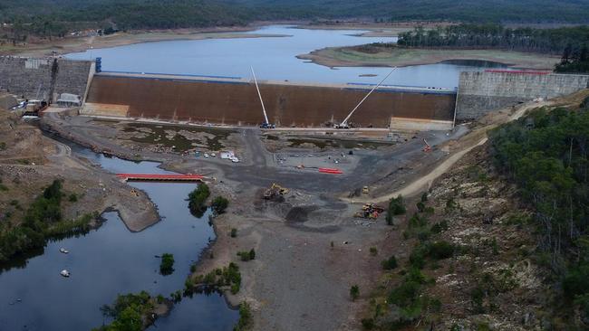 About 60,000 people living downstream of Paradise Dam have been warned it is not up to “contemporary safety standards” as the state government prepares new plans to build a completely new wall and spillway 70m downstream.