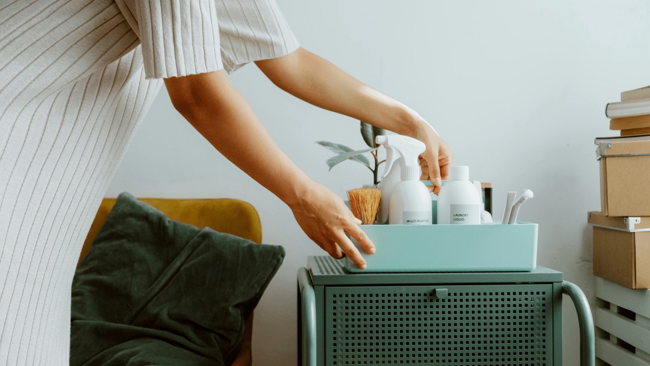 <p><span>In terms of when we&rsquo;re most likely to pick up the vacuum or chuck on a load of laundry, the survey revealed Saturdays and Sundays are the most popular days for cleaning, likely given most people are off work.&nbsp;</span></p><p><span>According to the respondents, Thursdays are the least likely day to clean overall, while Tuesday evenings were highlighted as the time most Aussies avoid their chores. With so much mid-week procrastination, it&rsquo;s no surprise most household chores are being completed on the weekend &ndash; because who wants to head into a new work week with dirty underwear, a dishwasher full of grubby dishes and a kitchen floor full of crumbs?</span></p>