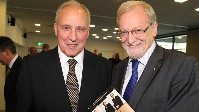 Former PM Paul Keating painted a graphic picture about working with Bob Hawke at the launch of "Inside the Hawke Keating Government" by former Labor foreign affairs minister Gareth Evans.