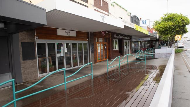 Jetty strip cafes are closed mid day monday 23rd.23 MAR 2020