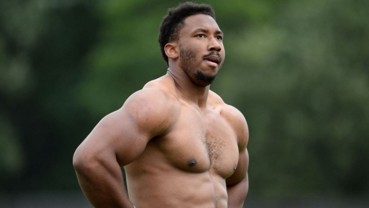 Myles Garrett's latest fan interaction didn't go as expected.