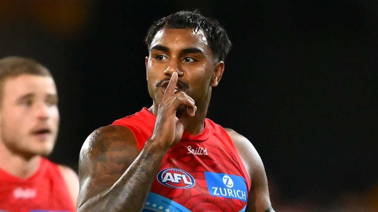 Premiers stunned: Fast-finishing Dees pull off ultimate Gabba heist