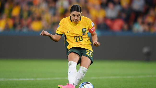 Kerr coolly slotted her penalty in the tense penalty shootout against France. (Photo by Justin Setterfield/Getty Images)