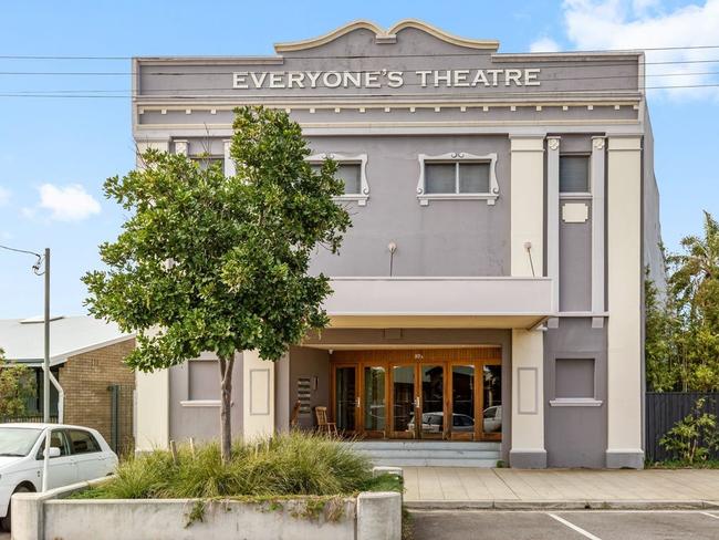 Apartment complex in the historic theatre in Carrington - 10/92A Young Street, Carrington. NSW Real Estate