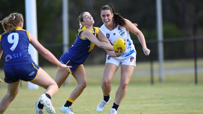 Coorparoo Kings QAFLW star Jess Watts in action. Picture: Highflyer Images.