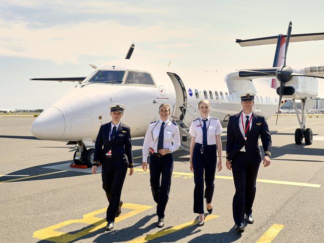 Arika Maloney (Qantas Second Officer), Anna Garliss (RMIT Student), Kate Richards (Griffith University Student), Nick Bevis (QantasLink First Officer). Picture: Mark Sherborne