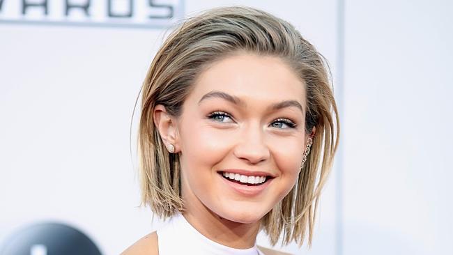 Gigi Hadid debuts sexy new crop at AMAs