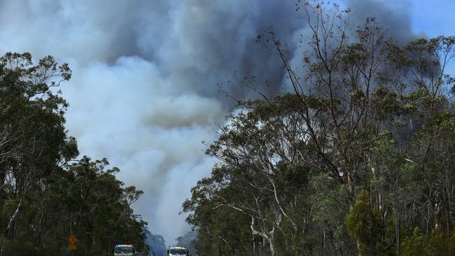 Bushfire Holsworthy: Smoky haze covers Sydney | news.com.au — Australia ...