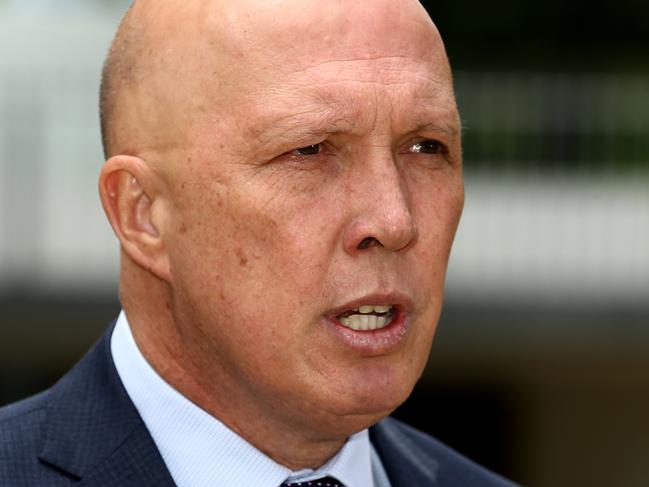 STRATHPINE, AUSTRALIA, NCA NewsWire, Tuesday 4th October 2022. Federal Opposition Leader Peter Dutton speaking to the media about interest rates, IS fighters and brides returning to Australia at Pine Rivers Park, Strathpine. Picture NewsWire / David Clark