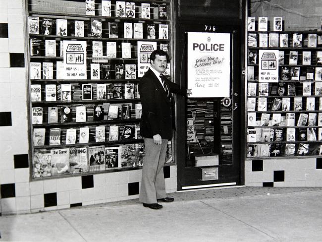 Homicide squad detective Sal Perna outside the Thornbury bookshop at 736 High St Thornbury, where owner Maria James was murdered in 1980. 