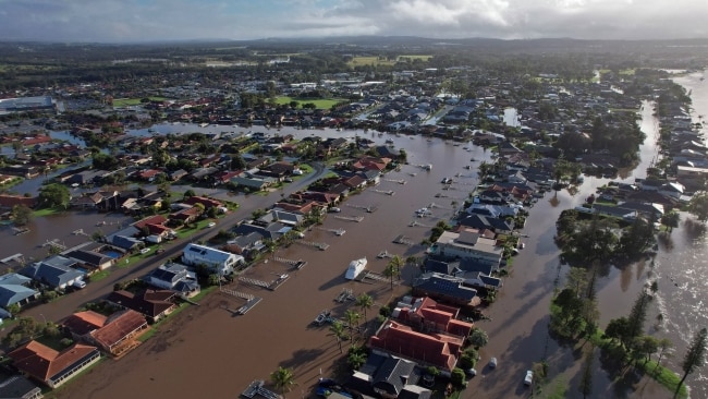 Residents living around the Northern Rivers region have been warned by the State Emergency Service (SES) to be on alert as it was next in the firing line for dangerous flooding.  Picture: NCA NewsWire /Danielle Smith