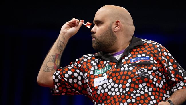 Kyle Anderson in action at the 2018 Brisbane Darts Masters at the Brisbane Convention & Exhibition Centre, Saturday, August 18, 2018 (AAP Image/Richard Walker)