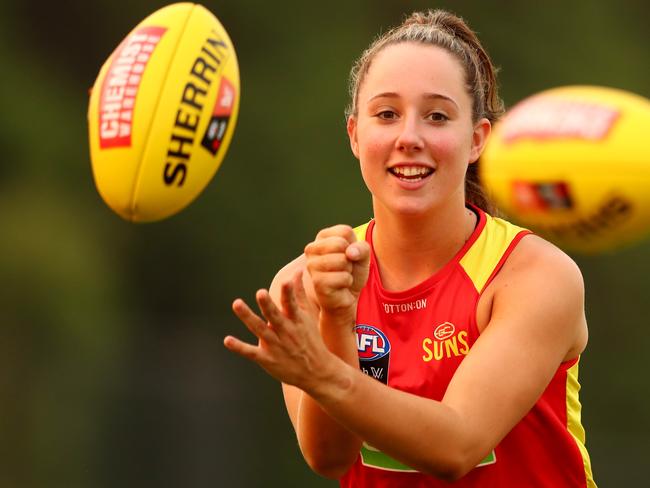 GOLD COAST, AUSTRALIA - DECEMBER 16: Jacqueline Yorston handballs during a Gold Coast Suns AFLW training session on December 16, 2019 in Gold Coast, Australia. (Photo by Chris Hyde/AFL Photos/Getty Images)