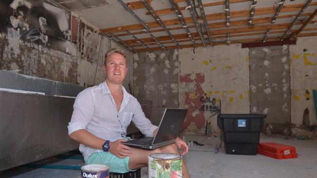 David Hales prepares for the opening of Betty’s Burgers in Hastings. Photo: John McCutcheon / Sunshine Coast Daily